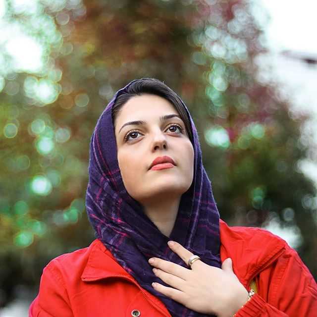 شادی شادمهری